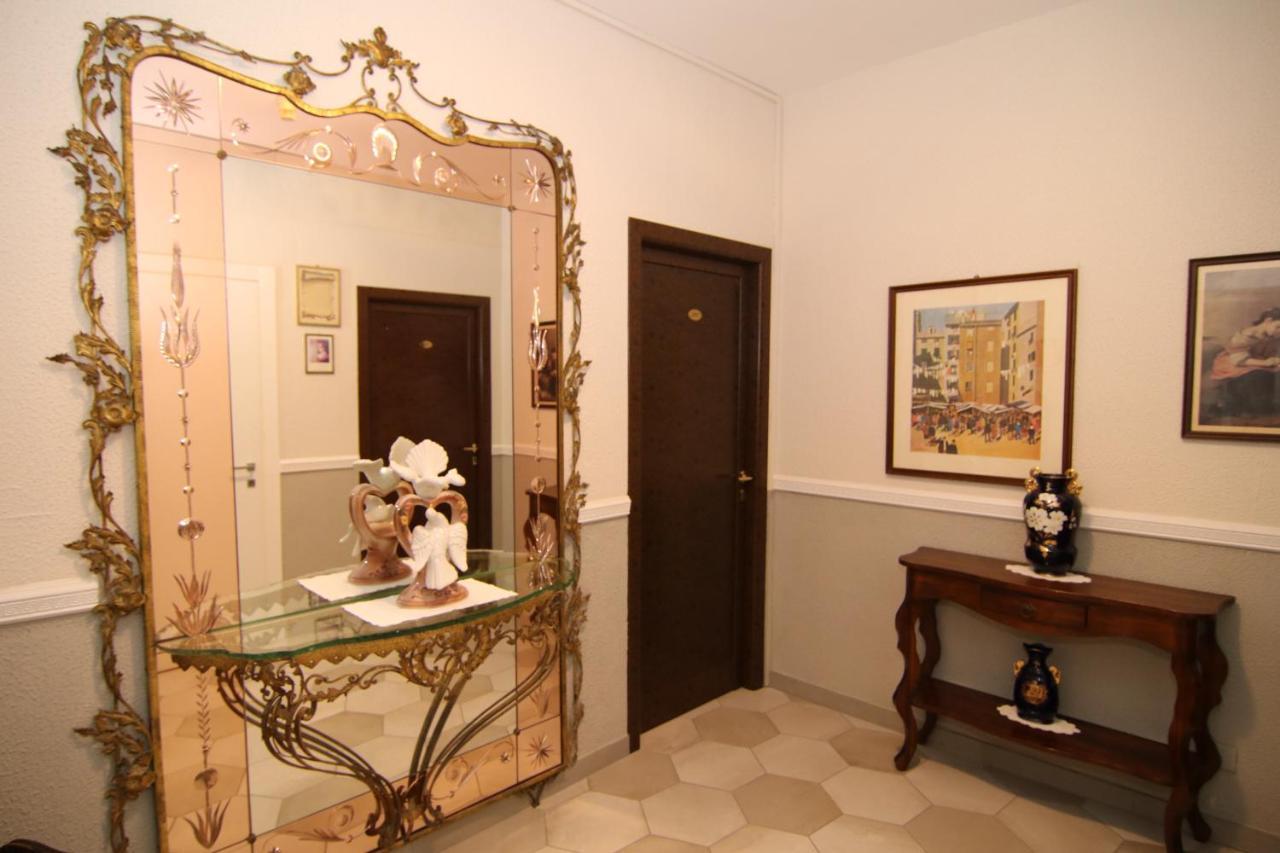 Hotel Ristorante Vittoria Santhia Ngoại thất bức ảnh